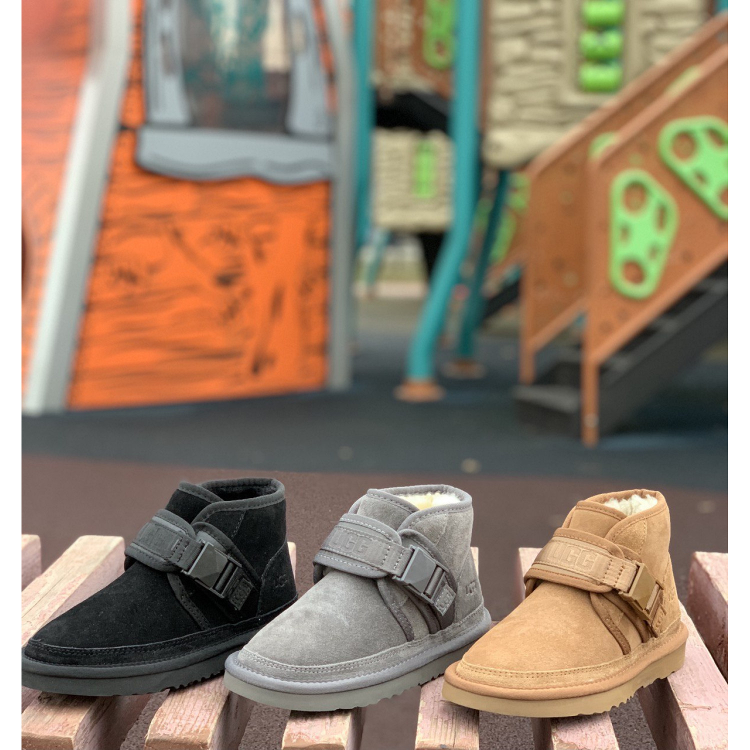 UGG Kids Neumel Snapback Black 
