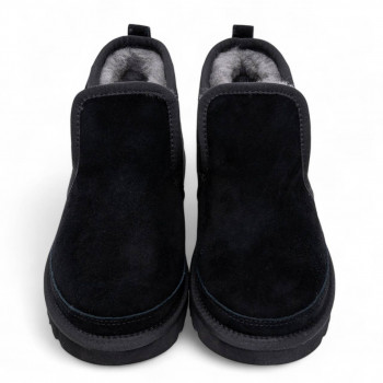 UGG Neumel Minimal Black