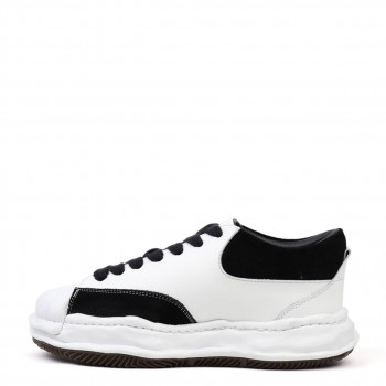 UGG Marin White