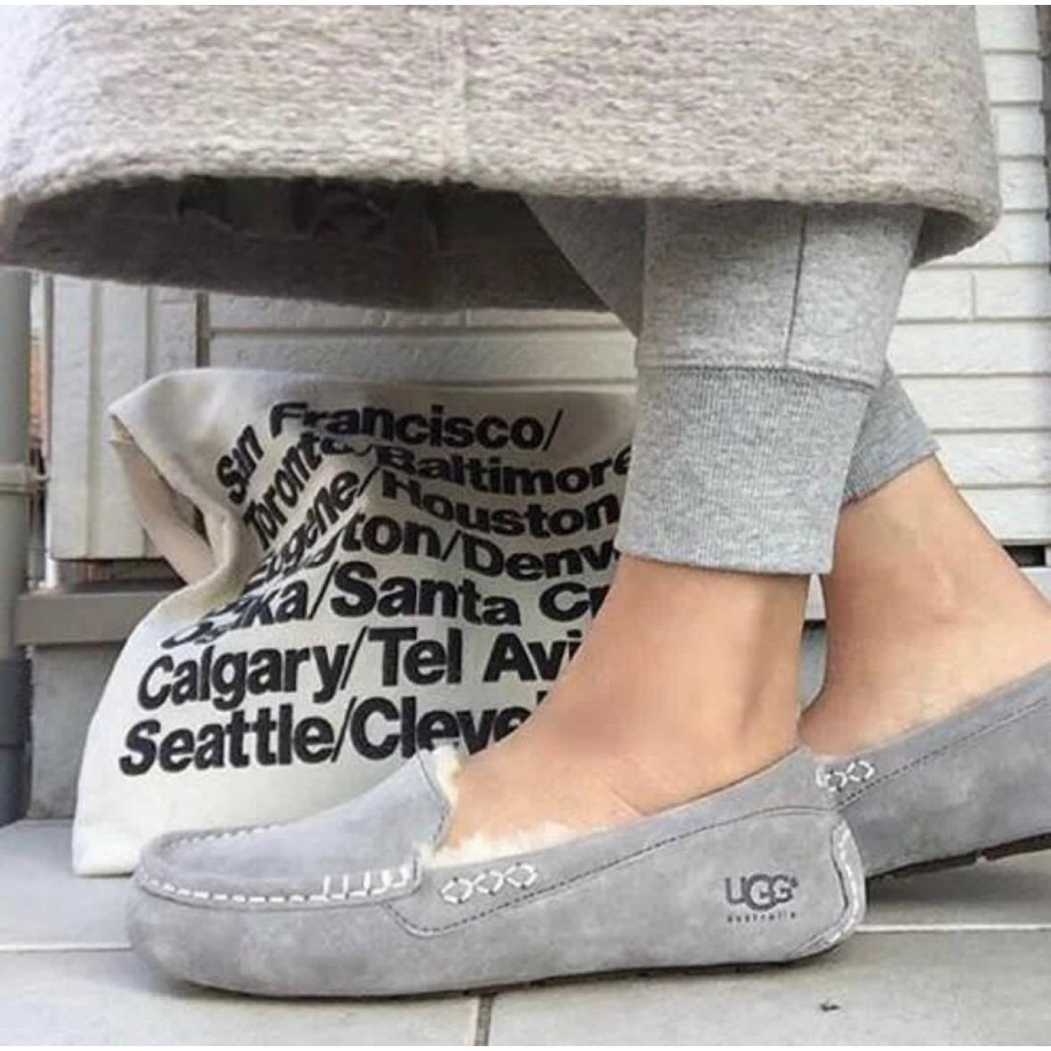 UGG Ansley Grey