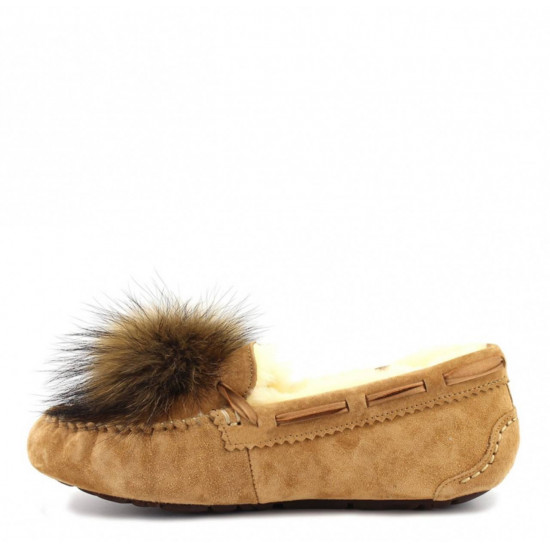 UGG Dakota Pom Pom Chestnut