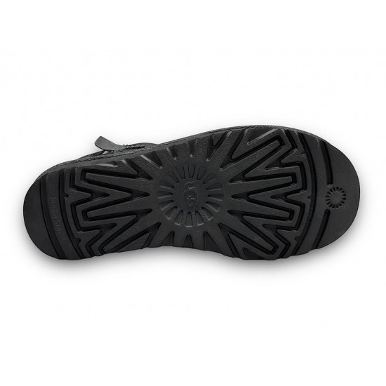 UGG Classic Ultra Mini ZIP Black